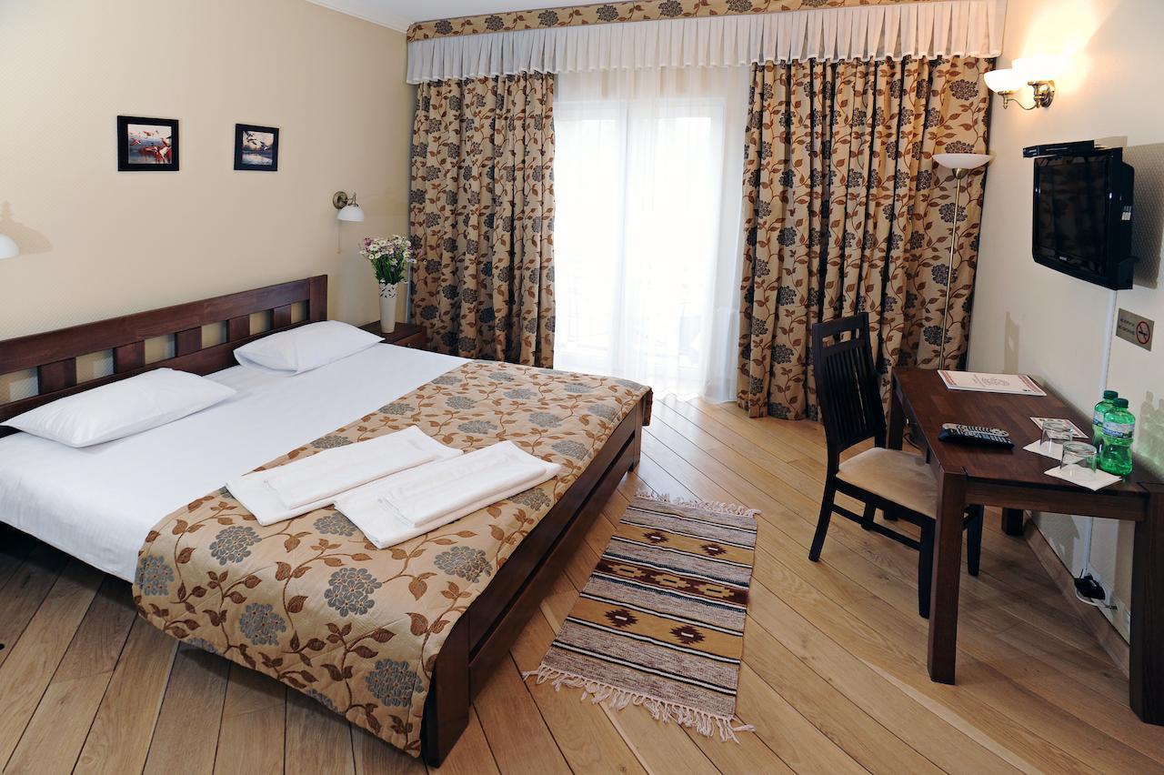Zolota Forel Hotel Korostov Habitación foto